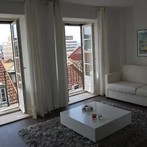 wallis-apartments.hotels-lisbon-portugal.com/